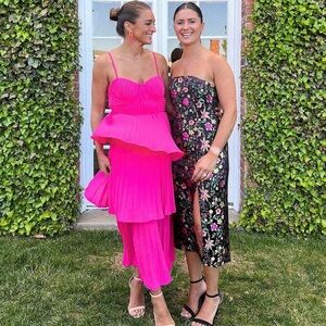 LULU’S Make A Move Black Satin Floral Jacquard Strapless Midi Dress